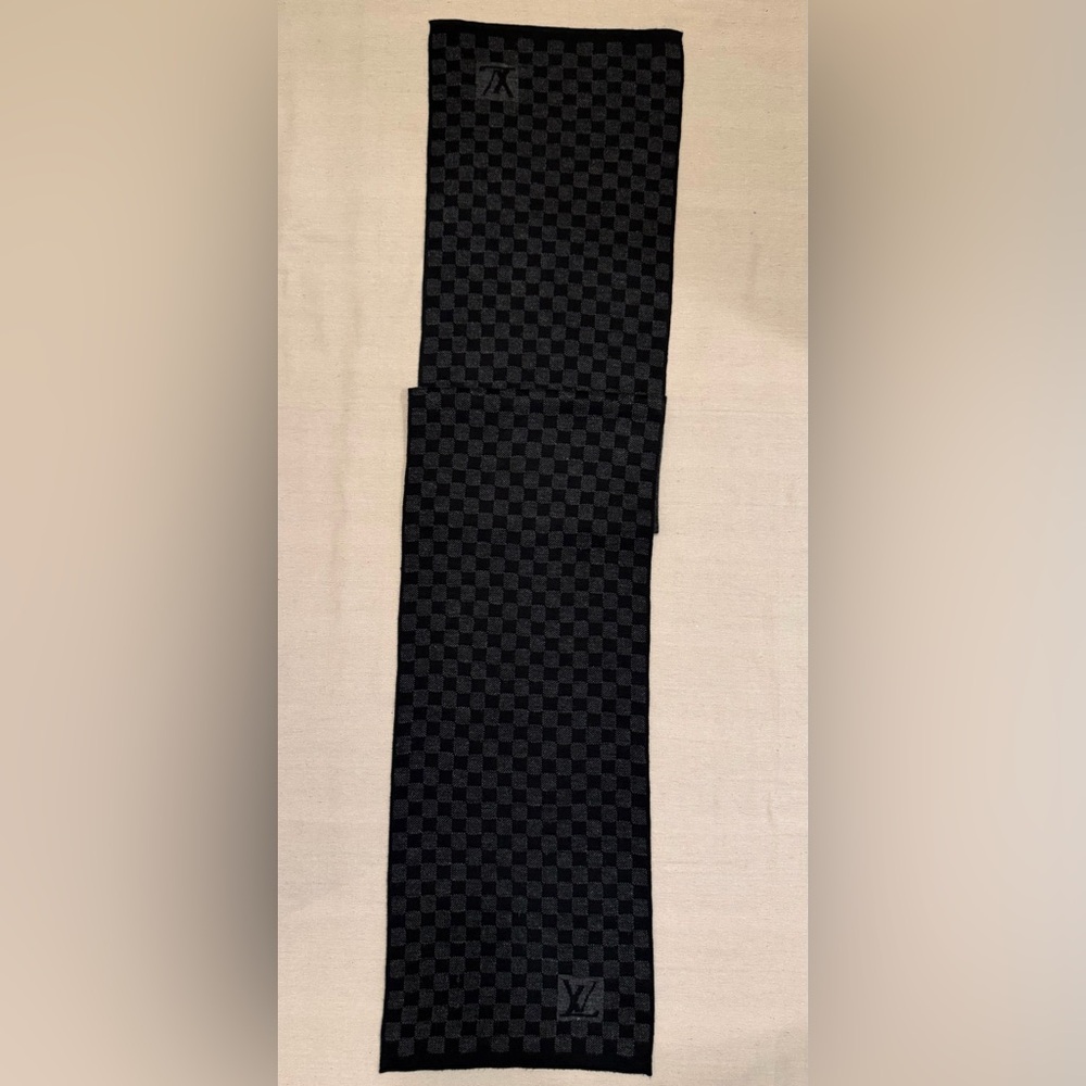 Louis Vuitton Scarf Neo Petit Damier M77988 Scarf Wool Black Men's [a Rank - Picture 2 of 7